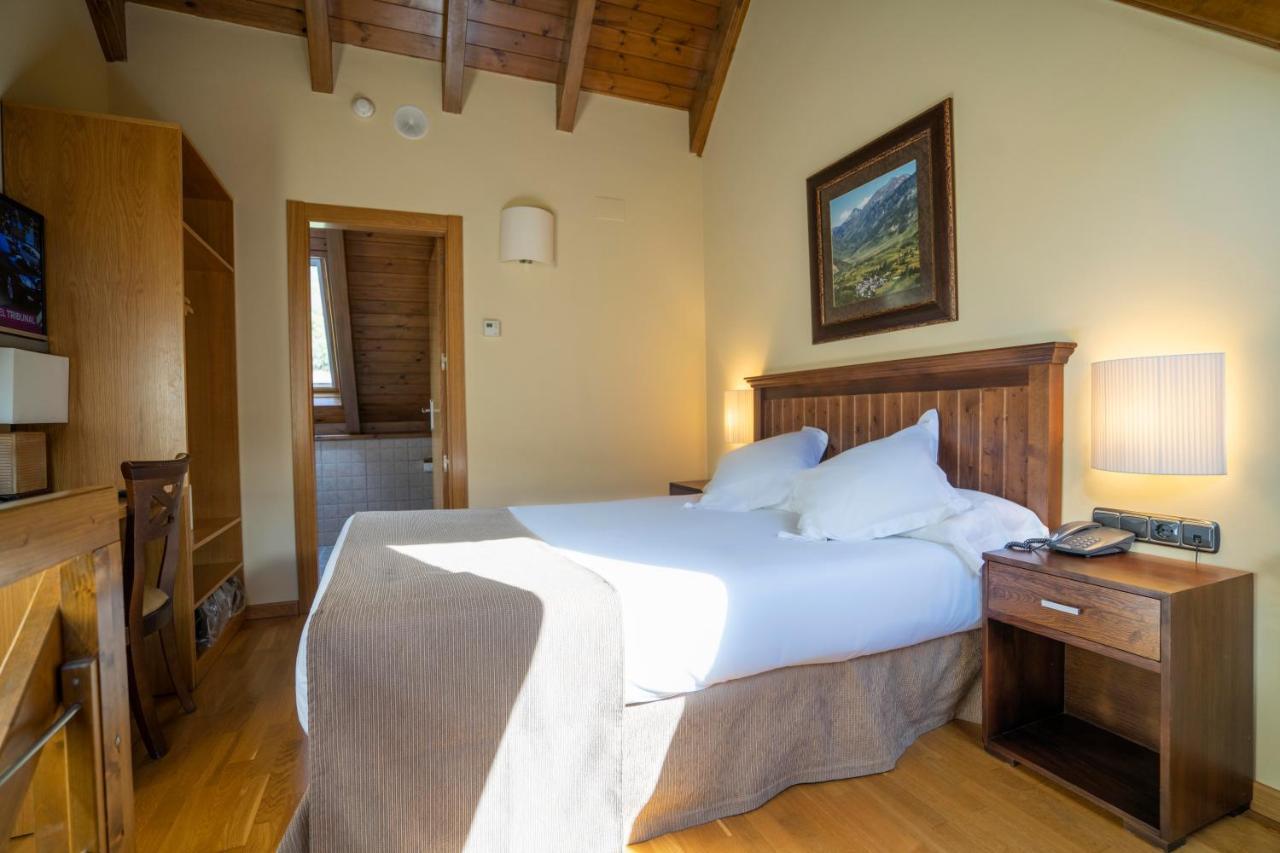 Hotel & Restaurante Pena Arros ภายนอก รูปภาพ
